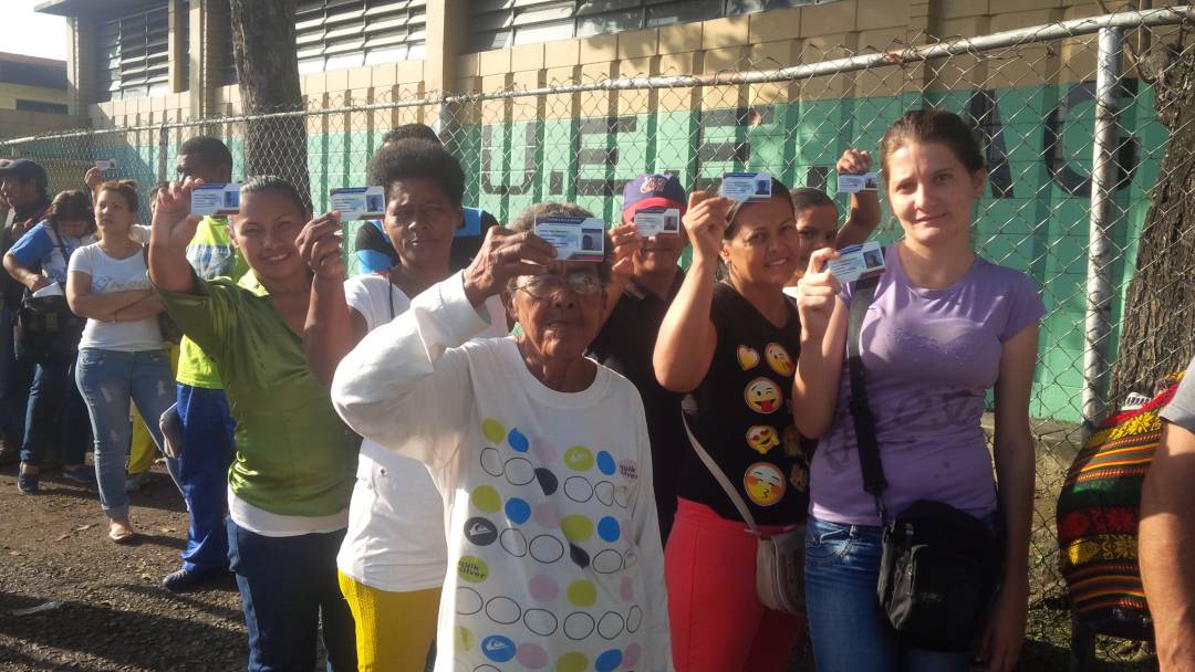 Foto: En el 23 de enero llaman al participar en el simulacro del CNE con el carnet de la patria / SoyBVA