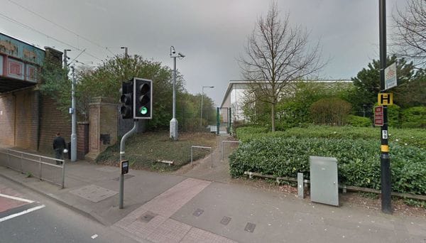 Las cámaras de seguridad del lugar serán de gran ayuda para la Policía de Transporte Británica y la de West Midlands (Google Maps)