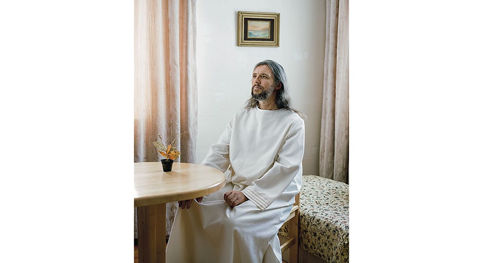 Estos hombres aseguran ser la encarnación de Cristo. Sus discípulos están de acuerdo.