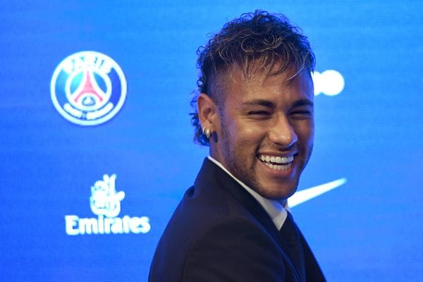 Neymar arribó al PSG a cambio de mas de USD 260 millones (AFP)