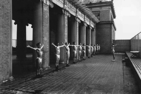 En el Sanatorium, la rutina de ejercicios era tan rígida como la dieta. (Foto: University of Michigan Bentley Historical Society)