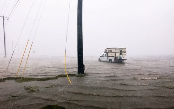 Existe aún el riesgo de “inundaciones catastróficas” (Reuters)