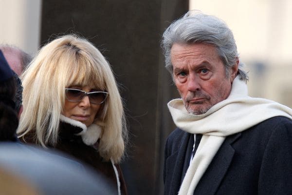 Alain Delon y Mireille Darc en 2009 (REUTERS/archivo)