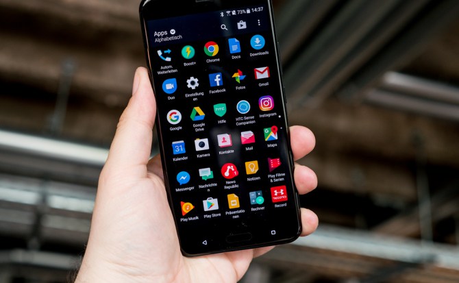 Tu Android podría estar reproduciendo vídeos y dando clic a anuncios sin que te des cuenta
