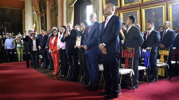 La Asamblea Constituyente anunció que enjuiciará a los “traidores a la patria”