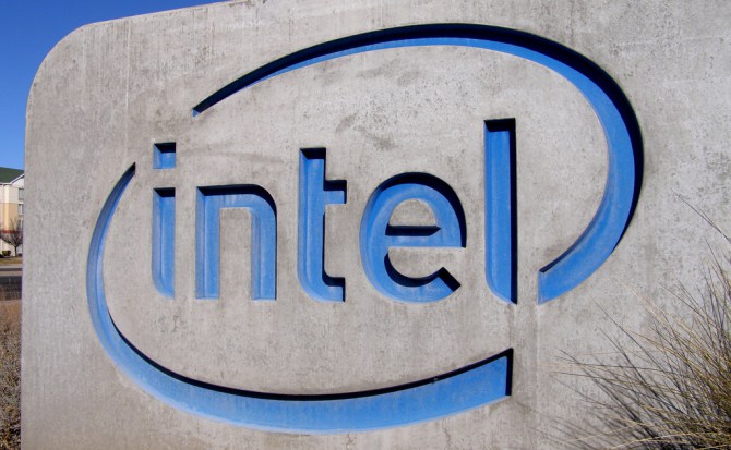 La justicia europea ordena revisar la multa millonaria a Intel