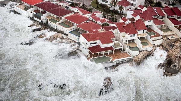 Así quedó St. Maarten luego del paso del huracán Irma. (Ministerio de Defensa Holandés/Reuters)