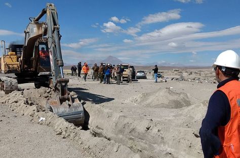 Chile empieza el cavado de zanjas en 13 de 32 pasos ilegales en la frontera con Bolivia. Foto:Soyiquique