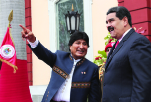 Evo viaja a respaldar a Maduro y le piden que vaya con sus recursos