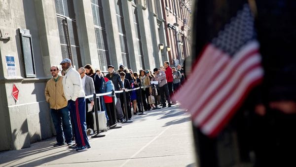 En la espera para votar, Estados Unidos. (AP)