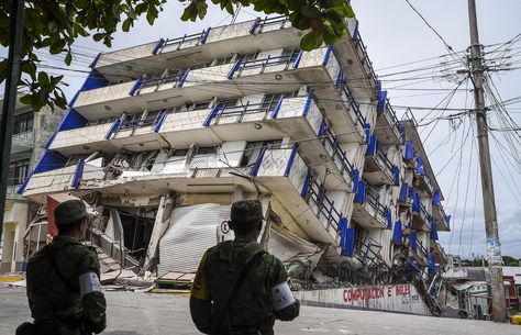 Un edificio colapsado tras el sismo de 8,2 grados del 8 de septiembre. Foto: AFP - archivo