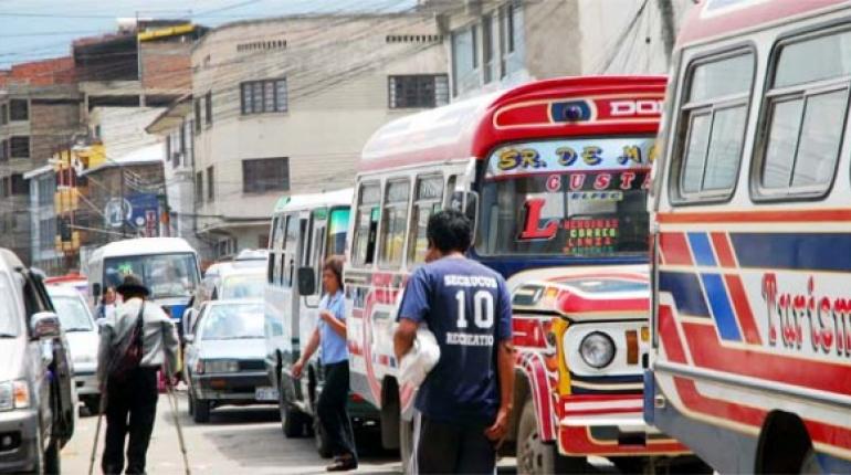 Vehículos del transporte público. | Foto archivo