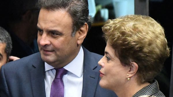 Neves junto Dilma Rousseff. (EFE)