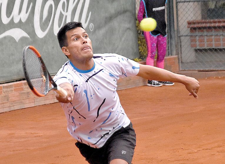 EL CRUCEÑO FEDERICO ZEBALLOS, EN SU ACTUACIÓN DE AYER DENTRO DE LA CANCHA CERO. BENJAMÍN JAMES