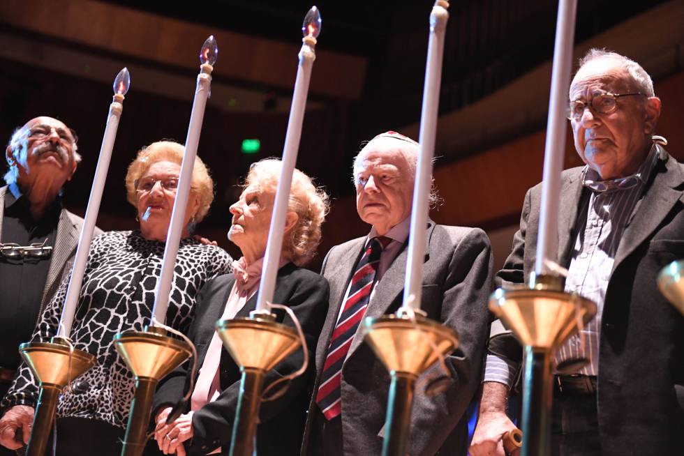 La DAIA conmemora el 27 de abril en Buenos Aires el Día del Holocausto y del Heroísmo, al cumplirse el 74 aniversario del levantamiento del gueto de Varsovia.