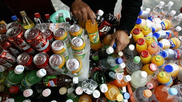 El Cártel de Sinaloa habría infiltrado almacenes de empresas refresqueras (Foto: AP)