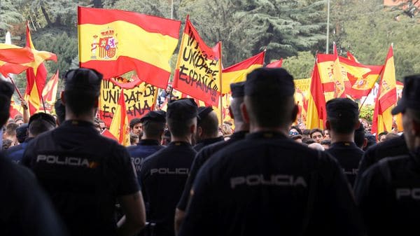 Convocados por la Fundación Denaes para la Defensa de la Nación, la marcha más convocante se da en Madrid (Reuters)