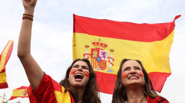 Se escuchó el grito de “Viva España” en las marchas (Reuters)