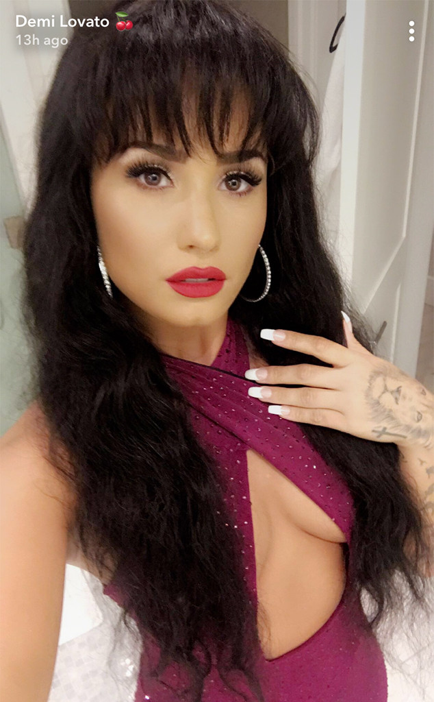 Demi Lovato, Selena Quintanilla, Halloween, 2017, Costume