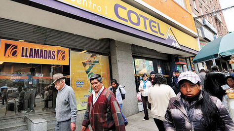 Oficina Central de Cotel en la avenida Mariscal Santa Cruz, en pleno centro de La Paz 