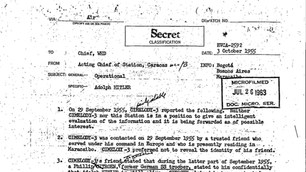 Uno de los documentos desclasificados, originado por la CIA, sobre Adolf Hitler.