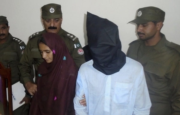 Aasia Bib, la mujer de 21 años recién casada acusada de asesinato tras envenenar leche para su esposo, y su novio, acusado de cómplice