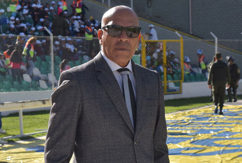 Roberto Mosquera durante un cotejo del fútbol profesional boliviano en La Paz. Foto: Archivo La Razón