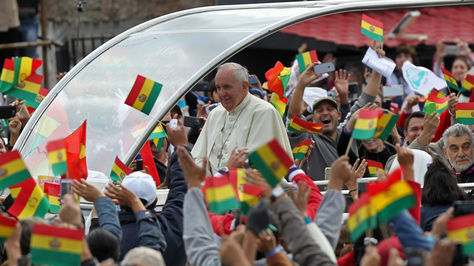El papa Francisco durante su paso por Bolivia. Foto: Archivo EFE