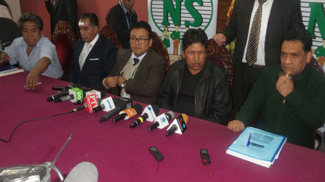 Directorio y gerencia de la CNS en conferencia de prensa la tarde de este martes en La Paz