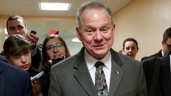 Roy Moore tenía más de 30 años y era reconocido por su educación y su posición en el poder judicial cuando sucedieron los hechos.