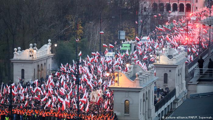 Polen | Demonstration polnischer Nationalisten am Unabhängigkeitstag (picture-alliance/PAP/P. Supernak)