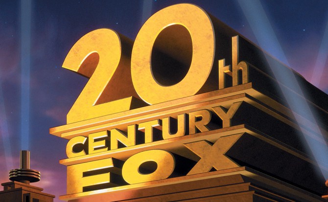 Ejecutiva de 20th Century Fox abandona su puesto para ayudar a víctimas de acoso