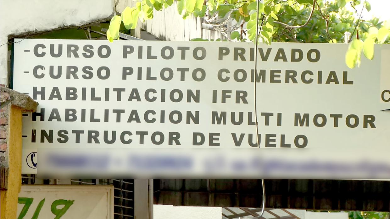 En Santa Cruz de la Sierra, en Bolivia, operan 13 escuelas de aviación.