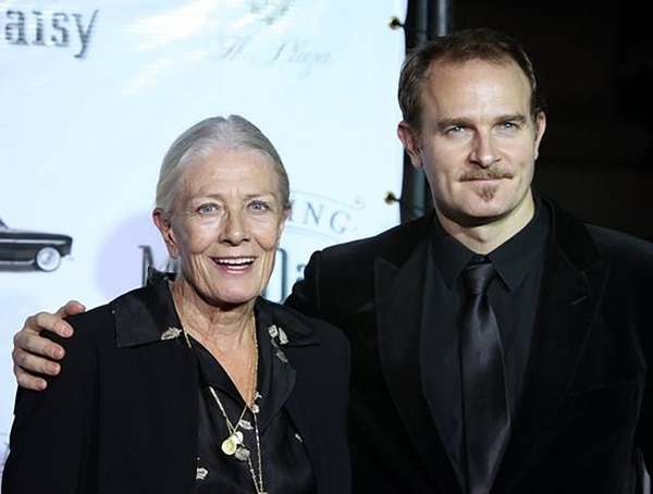 Vanessa Redgrave y Carlo Nero, su hijo y productor de la película que ella dirige, Sea Sorrow