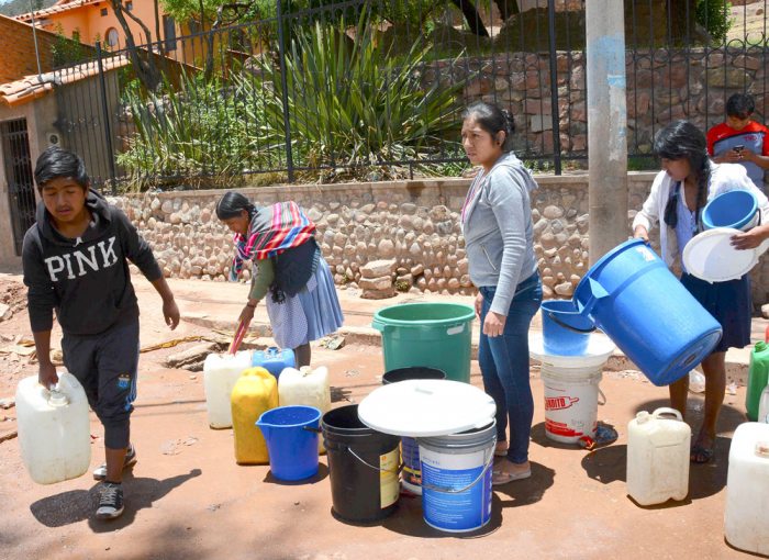 La población sucrense vive una escasez de agua en gran parte de la ciudad, las autoridades este jueves darán a conocer un plan de contingencia.