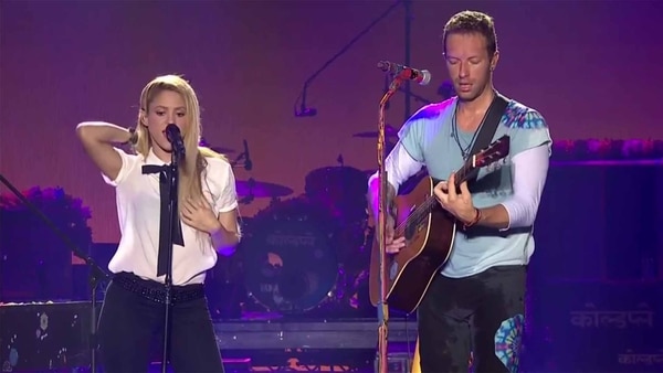 Shakira con Chris Martin, de Coldplay