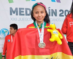 Resultado de imagen para La boliviana Anahí Mamani, de 13 años, ajedrez