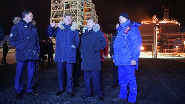 Vladimir Putin participó de la inauguración de la planta de gas (Reuters)