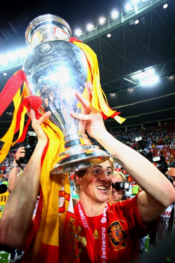 2008: Fernando Torres fue clave para que España gane la Eurocopa tras 44 años al anotar el gol del triunfo en la final ante Alemania (Getty)