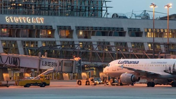 El avión debió aterrizar en el aeropuerto de Stuttgart