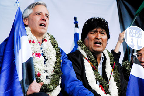 Álvaro García Linera y Evo Morales en un acto de campaña. Foto: Archivo