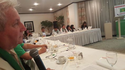 El gobernador cruceño Rubén Costas en la reunión de su partido, Demócratas. Foto:Gonzalo Barrientos 