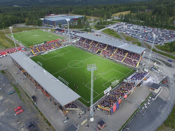 El modesto estadio del Östersunds FK, con capacidad para 8.500 personas, recibirá al Arsenal FC el próximo año