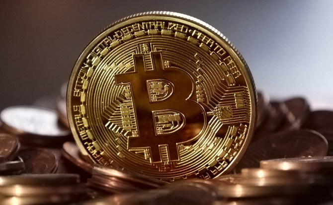 Más voces en Europa se unen para pedir una mayor regulación contra el Bitcoin