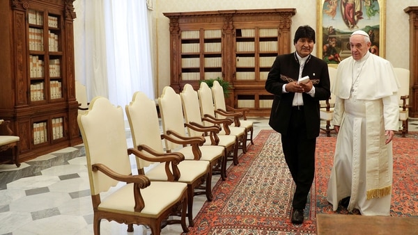 Evo Morales en su última visita al papa Francisco la semana pasada (Reuters)