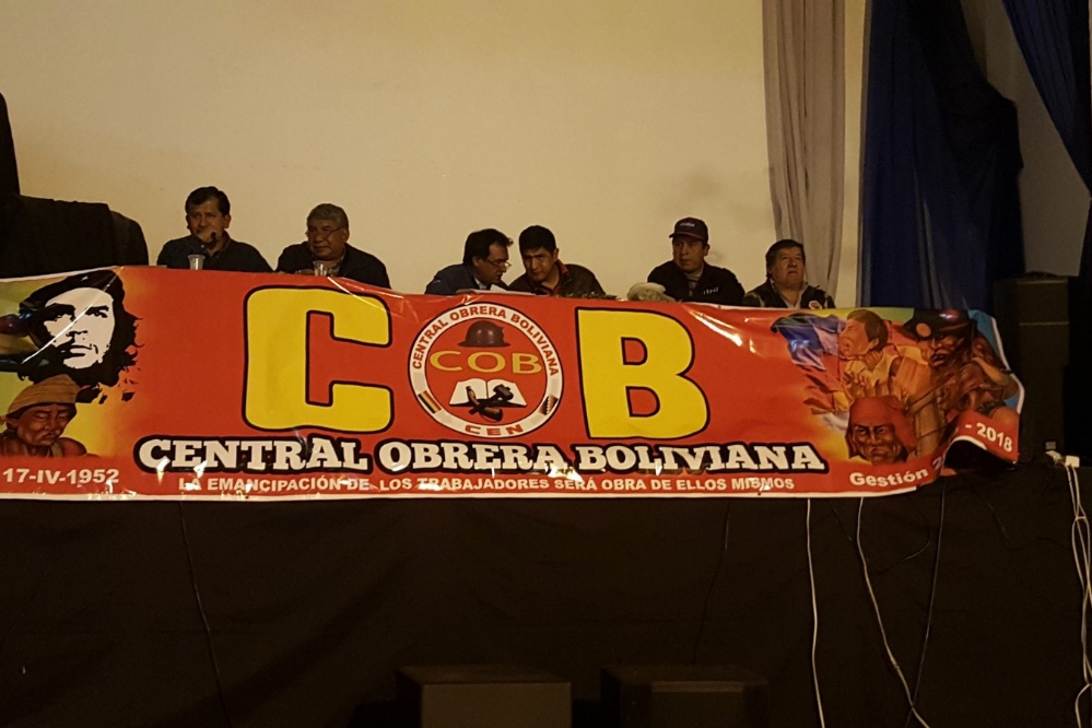 COB convoca a exdirigentes y luchadores de “octubre negro” a reunión por conflicto médico