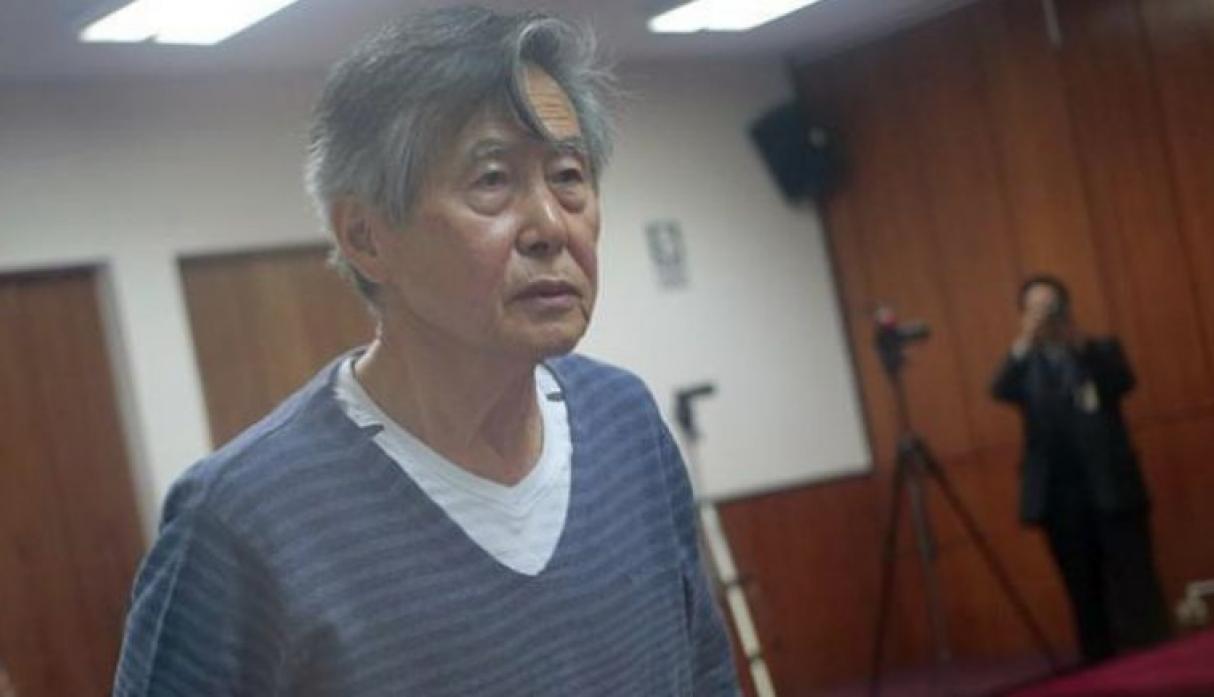 Fujimori fue trasladado a clínica para superar estado de salud. (USI)
