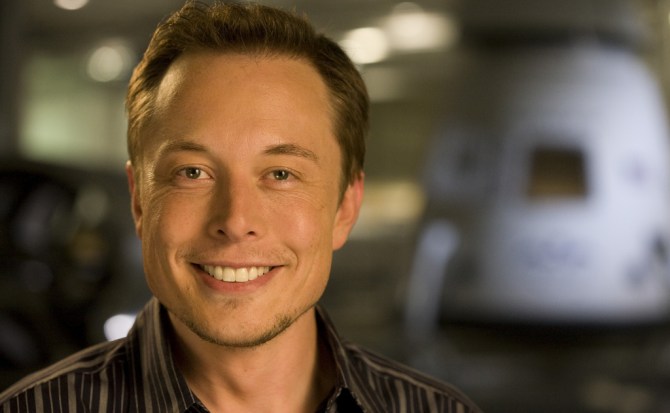La nueva promesa de Elon Musk: hacer una camioneta pickup eléctrica