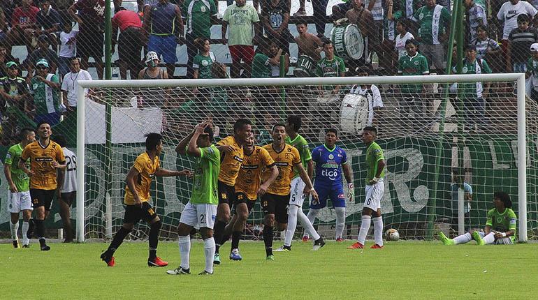 Partido de Destroyers con Petrolero en Yacuiba. | Foto archivo | APG