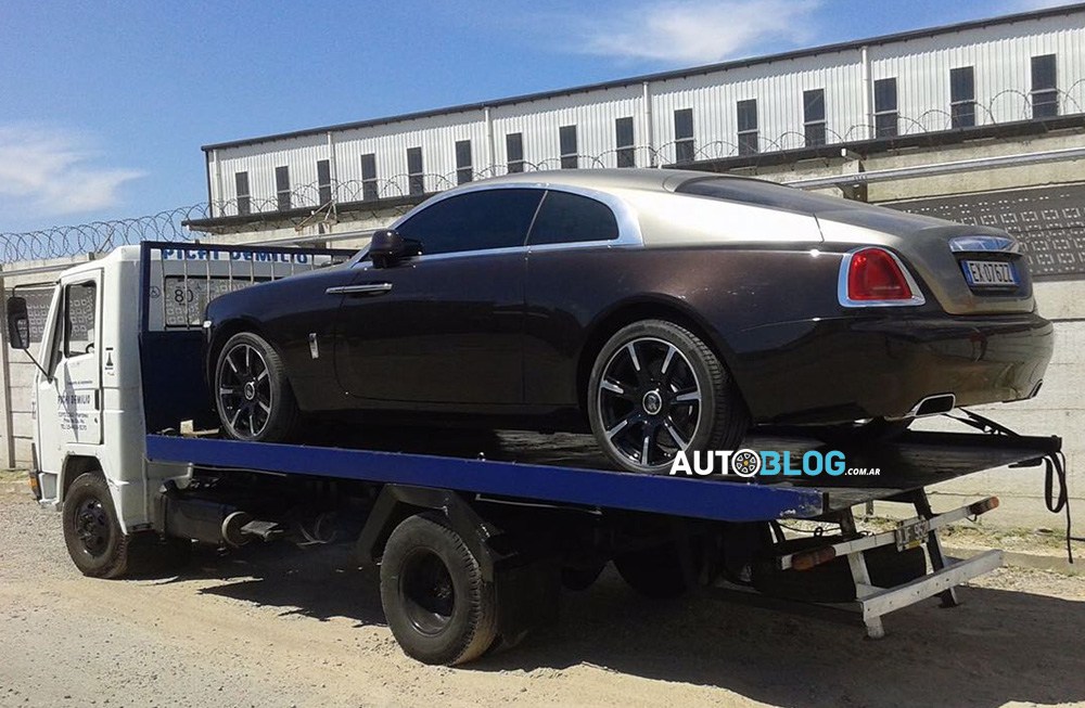 Resultado de imagen para rolls royce de carlos tevez